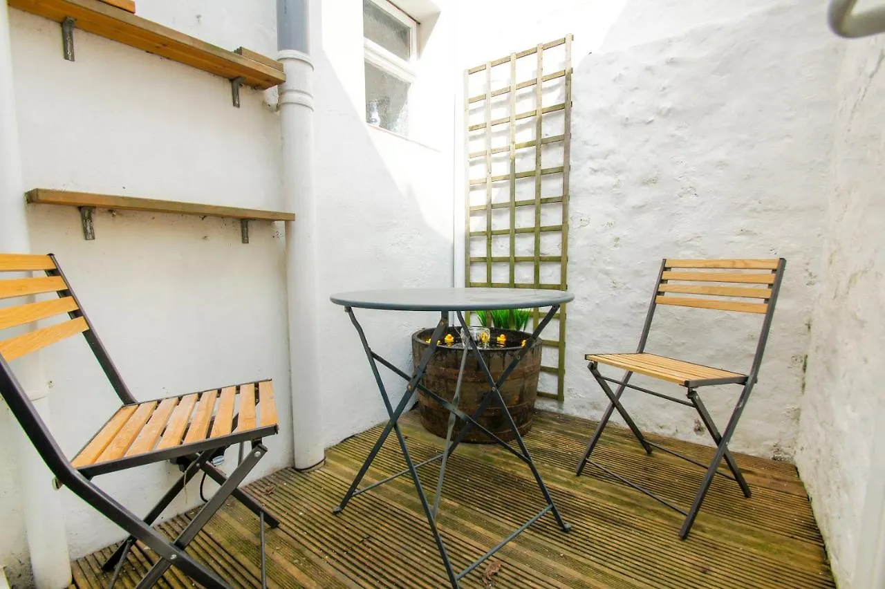 Mermaid Cottage - Wood Burner- By Brighton Holiday Lets Apartamento